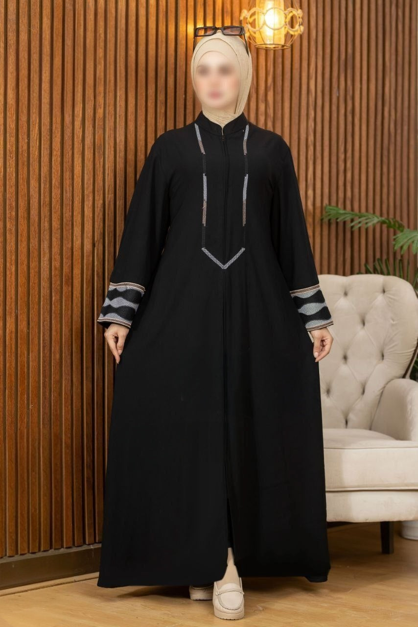 Closed Abaya With Embroidered Cuffs (4 Colors)