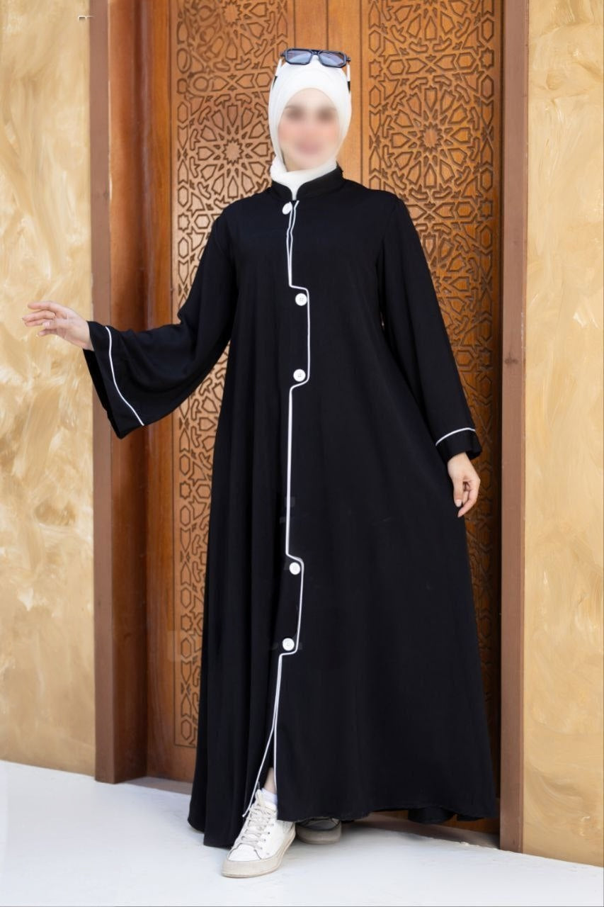 Crepe Abaya With White Button